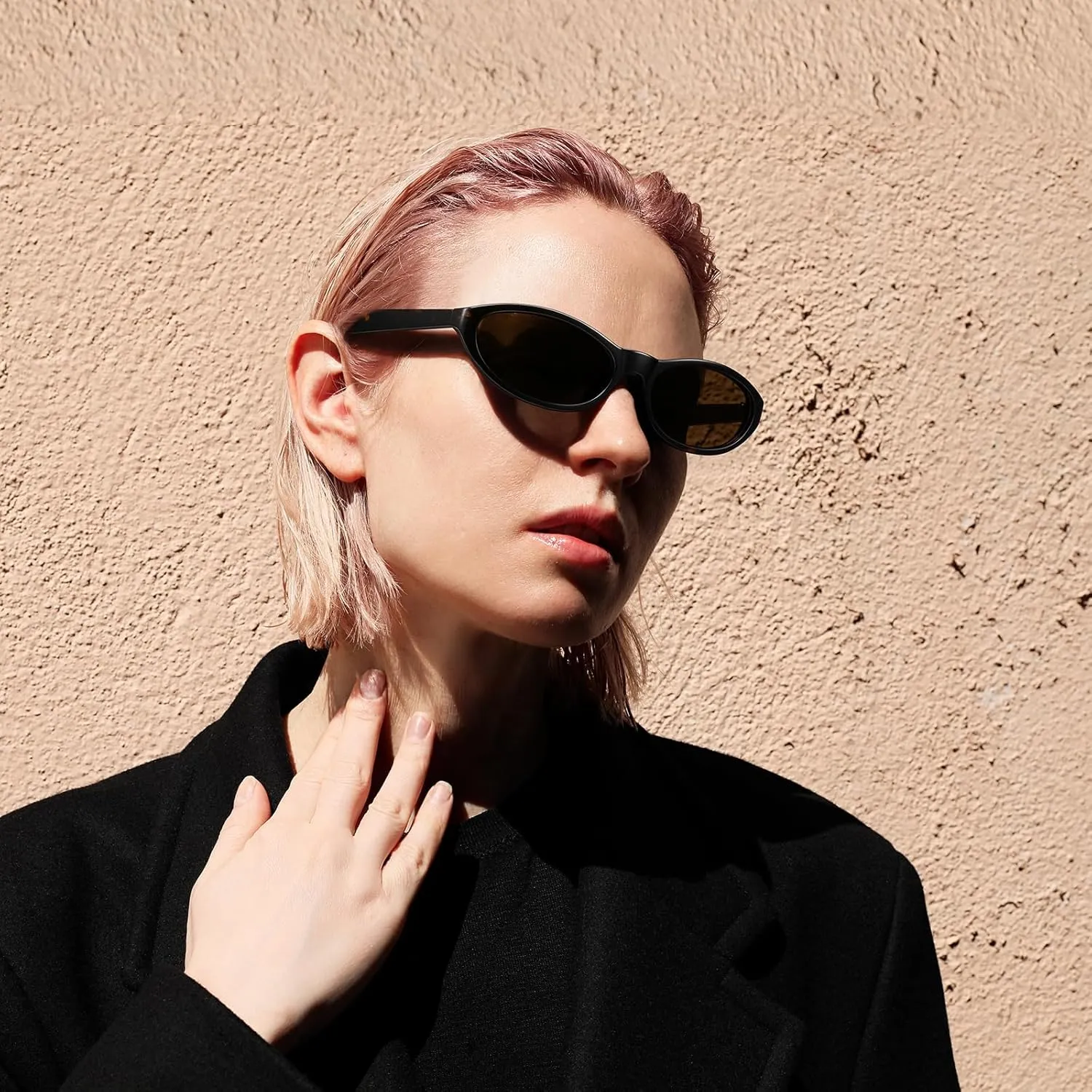 Oval Retro Futurism Sunglasses for Women Men Classic Vintage Cat Eye Sunglasses Womens Lightweight Trendy Shades